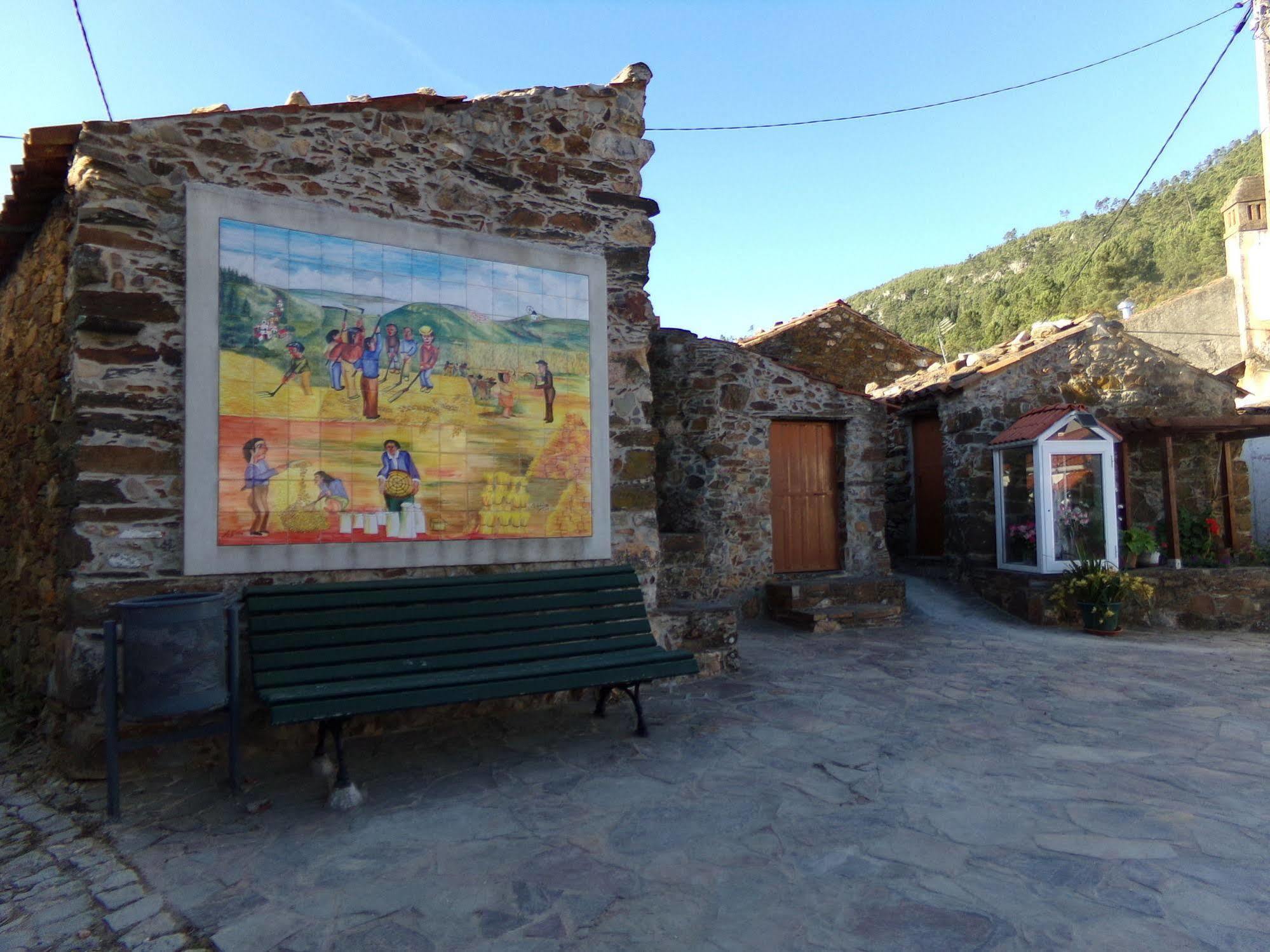 Casas Dos Carregais Villa ภายนอก รูปภาพ